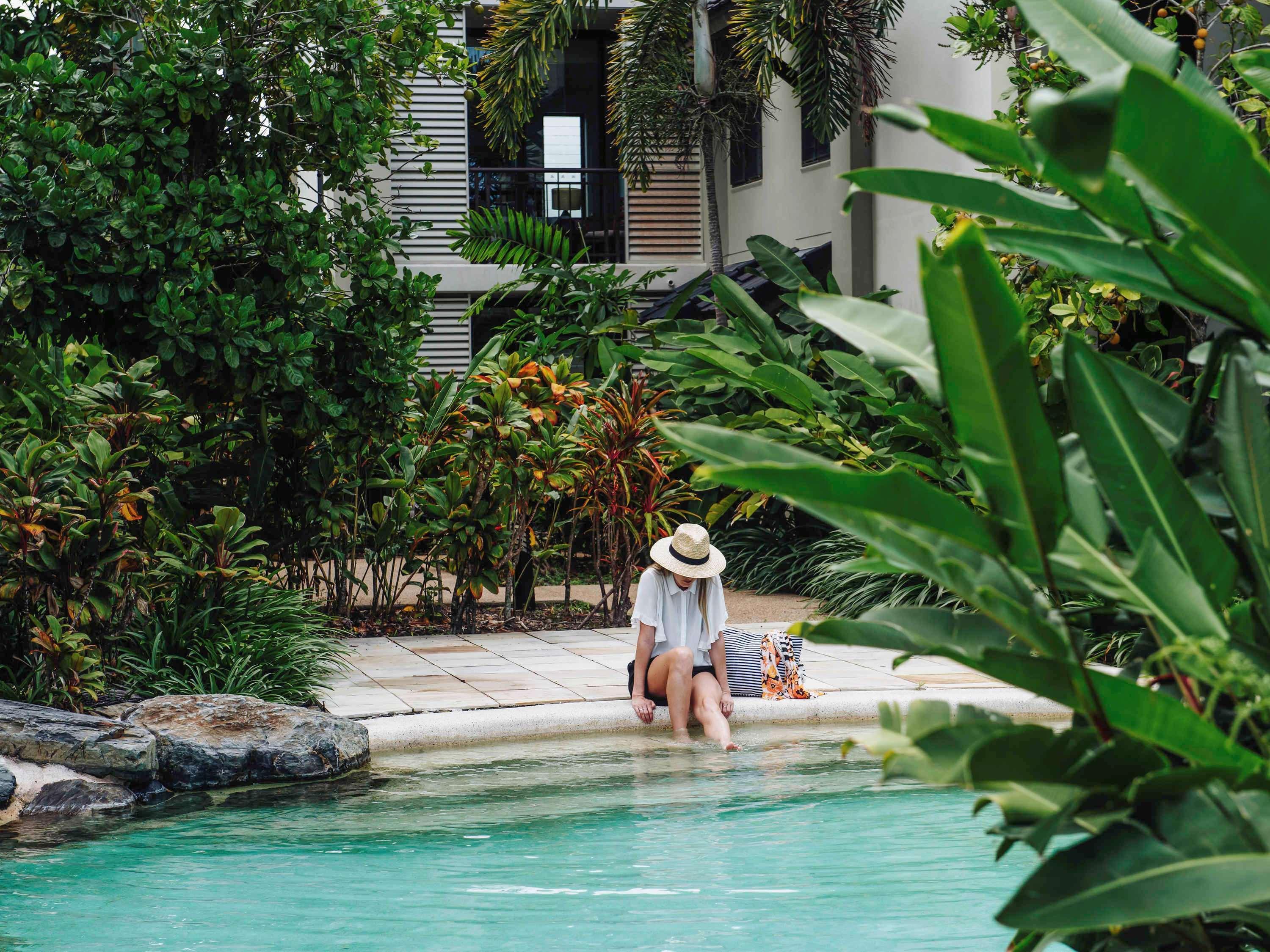 Pullman Port Douglas Sea Temple Resort And Spa Exterior photo